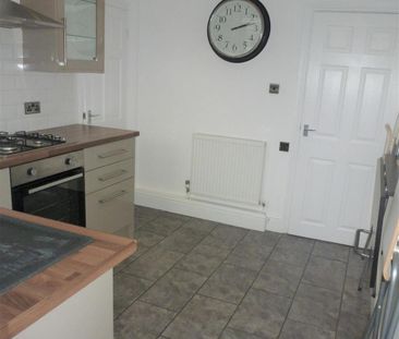 2 bedroom terraced house to rent - Photo 6