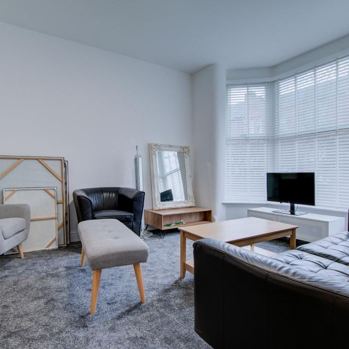 1 bedroom in a house share to rent - Photo 1
