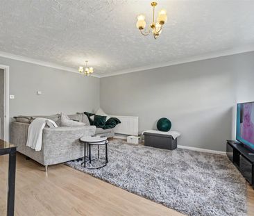 3 Bedroom House to let - Photo 4