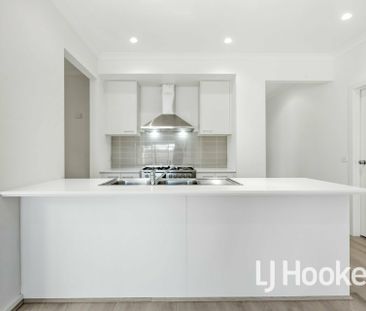 Brand New, Modern Home! - Photo 3