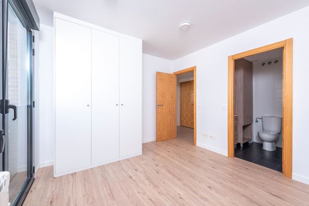 Piso de alquiler en Copenhague, 59, Parque Oeste - Fuente Cisneros - Photo 1