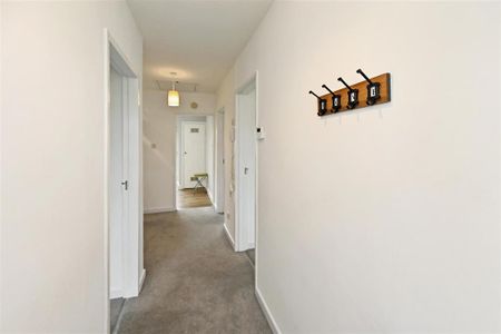 2 bedroom bungalow to rent - Photo 2