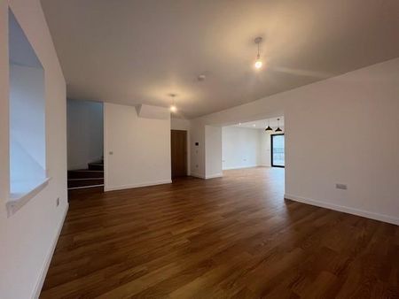 5 bedroom terraced house to rent - Photo 3