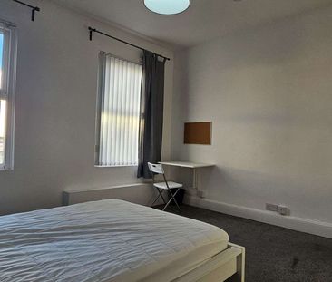 Clifton Road Room 1 (Double) - Photo 1