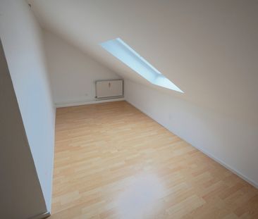 Geräumige Dachgeschosswohnung im Herzen von Bedburg-Hau - Photo 4