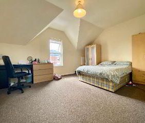 127 Agincourt Avenue, Belfast, BT7 1QD - Photo 4