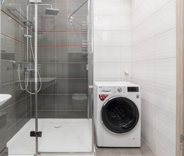 Łódź, Bałuty, Julianów, św. Teresy od Dzieciątka Jezus - Zdjęcie 3