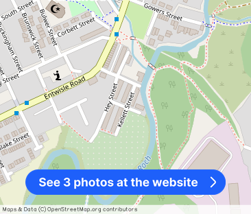 2 bedroom end of terrace house for rent - Photo 1