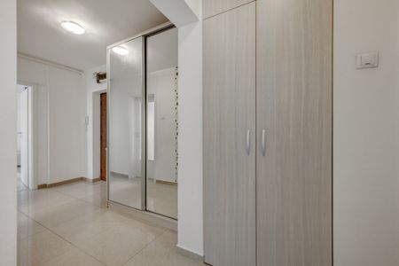 13 septembrie, Sabinelor, Marriott, etaj 1/8, Comision 0 % - Photo 3