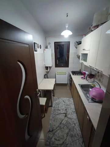 Apartament 2 camere, decomandat, zona Canta - Fotografie 3