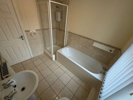 2 bedroom terraced house to rent - Photo 4