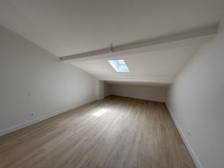 Location Appartement 3 pièces 94m² LE PASSAGE 47520 - Photo 5