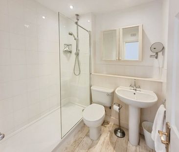 2 bedroom House To Let - Photo 3