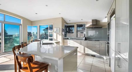 Exceptional Home in Prime Mount Maunganui - Photo 5