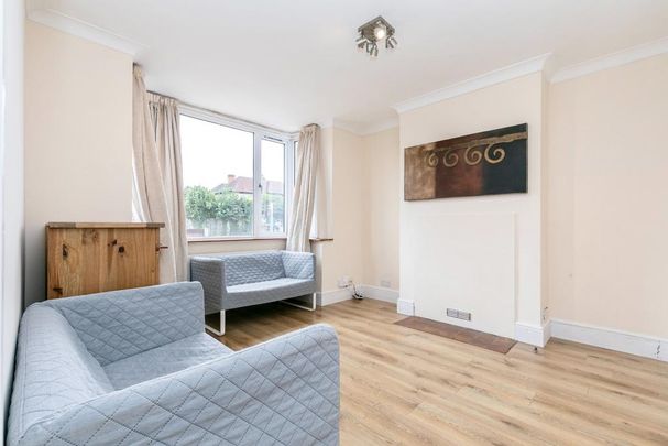 4 bedroom detached house to rent - Photo 1