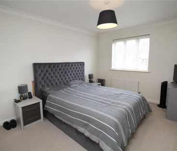 3 bedroom link detached house to rent - Photo 4