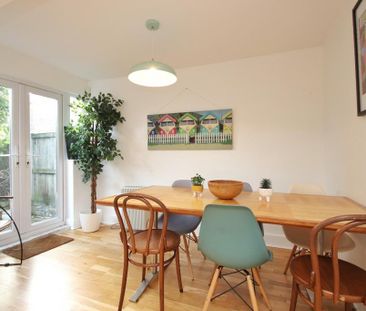 3 bedroom terraced house to rent - Photo 3