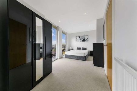 Denison House, Lanterns Way, E14 - Photo 3