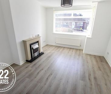 Ladycroft Close - Warrington - WA1 - Photo 2