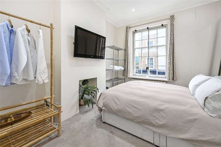 A brilliant two bedroom apartment on the Fulham Road close to all the local amenities. - Photo 3