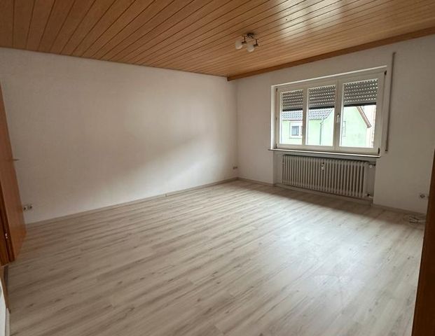 Schöne 4-Zimmer Wohnung 95qm in Albstadt-Tailfingen zu vermieten - Foto 1