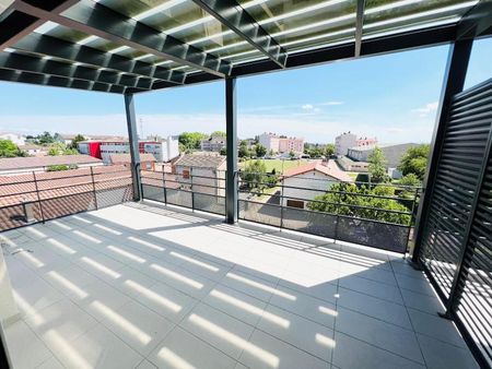 Location Appartement 2 pièces 53m² CHARNAY LES MACON 71850 - Photo 4