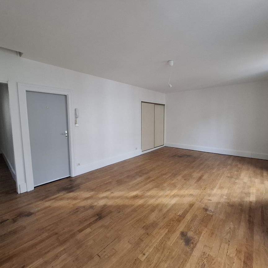 Location Appartement 2 pièces 50m² VICHY 03200 - Photo 1