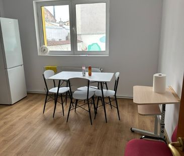 Vilă de închiriat în Tineretului – 420 mp – 3.999 €/Neg. - Fotografie 1