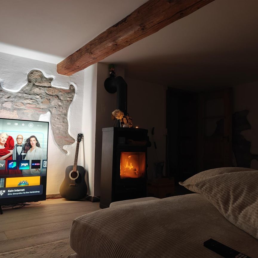 Frisch umgebaute 3,5-Zimmer-Wohnung mit Holzofen AB SOFORT - Photo 1