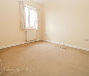 2 bedroom semi-detached house to rent - Photo 4