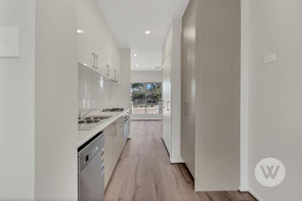 15 Croft Lane, Mount Barker SA 5251 - Townhouse For Rent | Domain - Photo 1