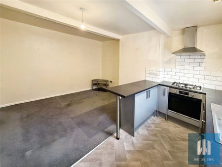 Baker Street, Oakes, Huddersfield, HD3 - Photo 2