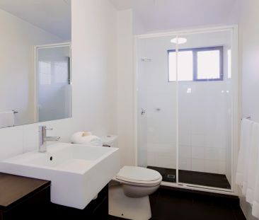 2 Bedrooms Apartment - Photo 2