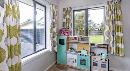 Relaxed Lifestyle Living Close to Lincoln Village - Photo 2