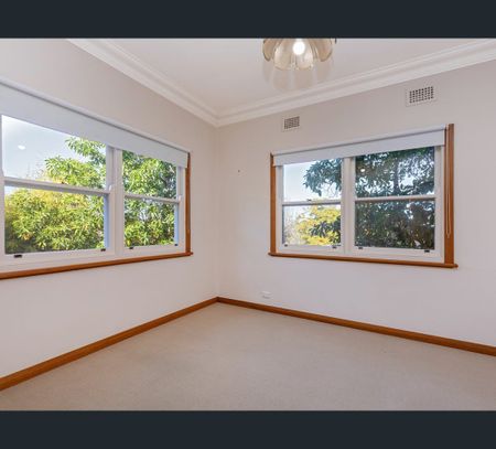7 Ruthning Avenue, East Tamworth, NSW 2340 - Photo 4