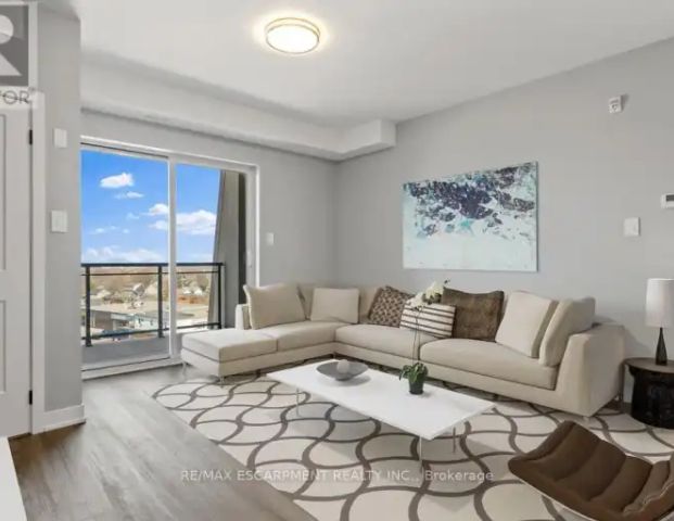 309 - 5002 KING STREET | 309 - 5002 KING STREET, Lincoln - Photo 1