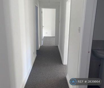 3 bedroom penthouse to rent - Photo 2