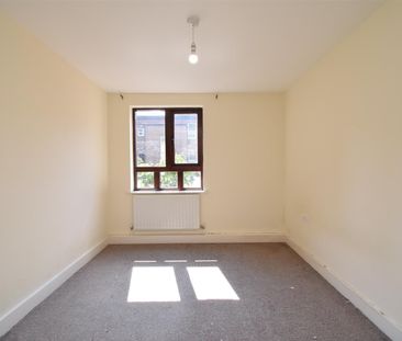 Woodlands Village, Off Manygates Lane, Sandal - Photo 2