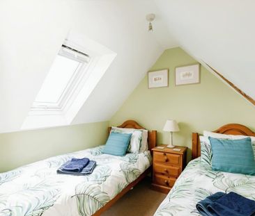 2 bedroom semi-detached house to rent - Photo 6