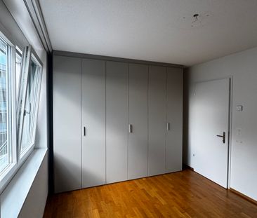 Ihr neues Zuhause: charmante 5.5-Zimmerwohnung mit Wintergarten - Photo 4
