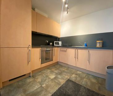 1 Bed Flat, Centenary Plaza, B1 - Photo 3