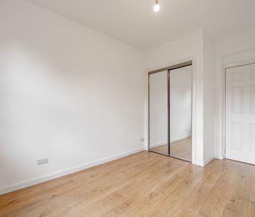 Saint Ninian Terrace - Photo 2