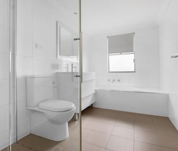 Executive Style Apartment - Photo 6