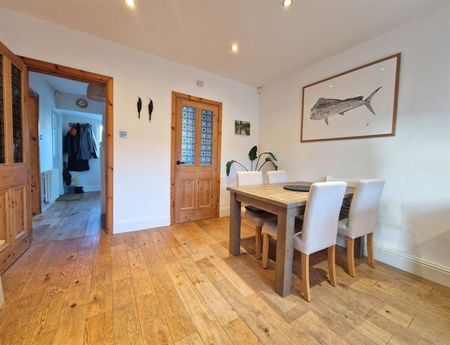 4 Bedroom Detached To Let - Photo 2