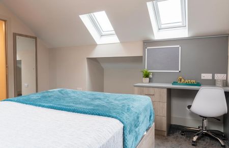 8 bedroom flat share to rent - Photo 2