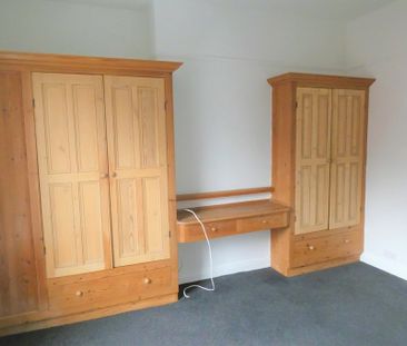 Plumpton Road, - Photo 3