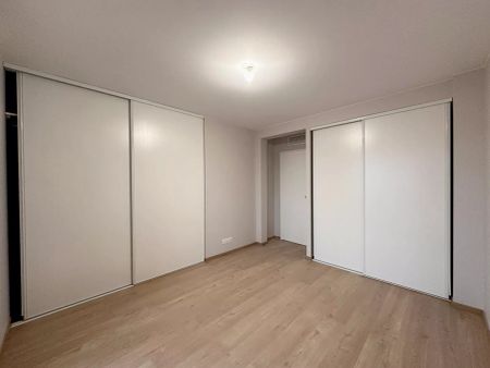 APPARTEMENT T4 AVEC TERRASSE ET GARAGE - Photo 4