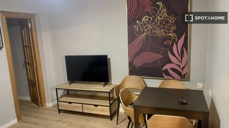 valencia, Valencian Community 46006 - Photo 2