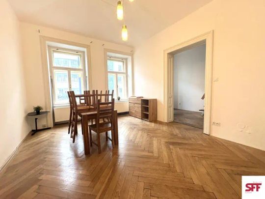 Světlý, nově vymalovaný částečně zařízený byt 3+1 o velikosti 74 m - Fotografie 1