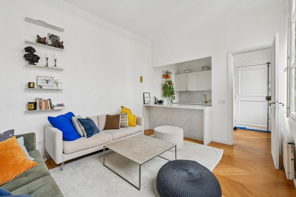 Location Appartement 2 pièces Meublé 55m² PARIS 6ème - Photo 1